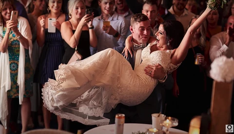 7 Easily Missed Wedding Photos and How To Make Sure You Get Them