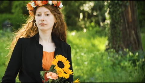 A Hands-on Look at the SIRUI 75mm f/1.8 Anamorphic Lens