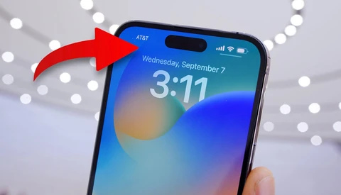 Screenshot of iPhone lock screen with time display and red arrow pointing to notch area.