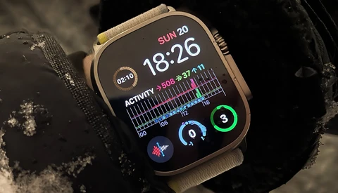 Screenshot of smartwatch displaying time, activity metrics, and health data on dark AMOLED screen.