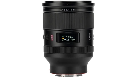 Sony AF 35mm f/1.2 FE prime lens with focus distance display and autofocus controls visible.