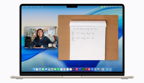apple-macbook-air-desk-view-
