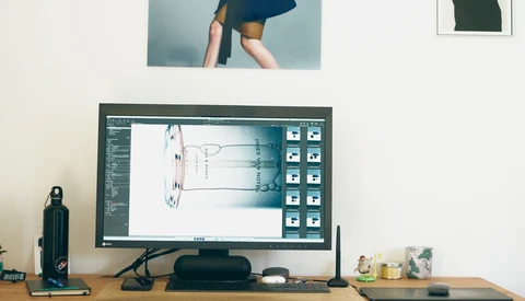 Can a Monitor Really Be Worth This Much? EIZO CG2700X Review 