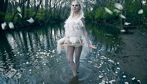 [BTS] Brett Warren Shoots "The Ugly Duckling"