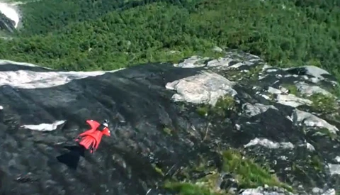 [Video] Wingsuit Flying: The Reason That GoPros Were Created