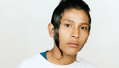 [BTS Video] Stefan Ruiz Shoots 4x5 Portraits in the Streets of Mexico