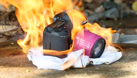 [Crazy] Canon 7D Frozen, Shot, And Set On Fire In Durability Test