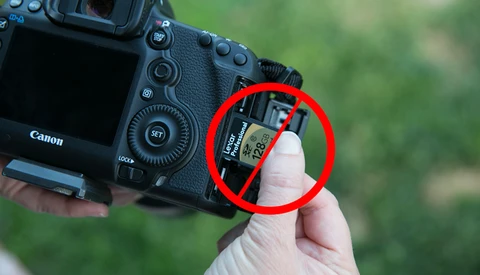 Using an SD and CF Card Simultaneously in your 5D MKIII Might Be a Bad Idea