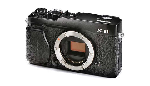  Leaked Images Show  Viewfinder-less New Fujifilm X-E1 