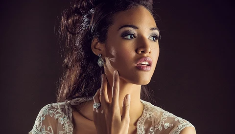 How I Shot It... Bridal Portraits in Hotel Room