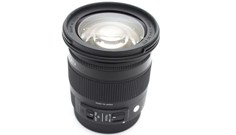 Fstoppers Reviews the Sigma 17-70mm f/2.8-4 Contemporary Lens