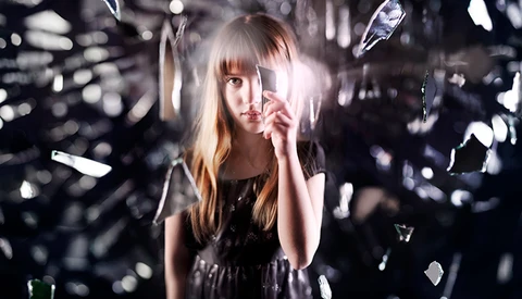 Breaking Glass For Visual Storytelling: Behind The Scenes With Rob Woodcox