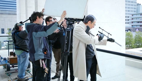 New DSLR Short Film "Spy vs Guy" By Red Giant, Plus Behind The Scenes