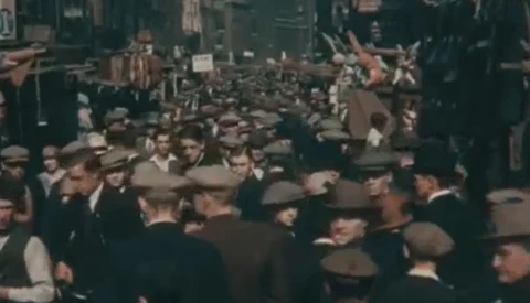 Color Film Footage From 1920s London is the Coolest Thing You'll See Today