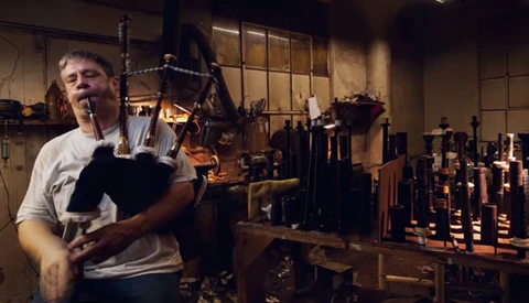 Joe McNally on Creating Lighting That Matches the Character of Your Location