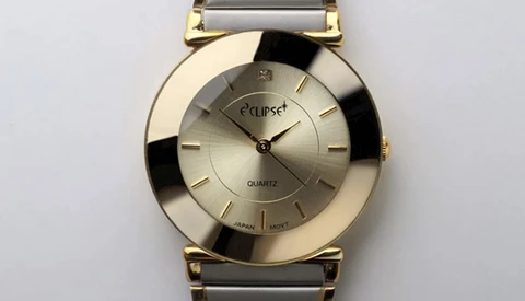How to Photograph a Watch in Studio