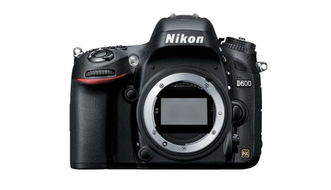 Grab a Refurbished Nikon D600 for $400 Off