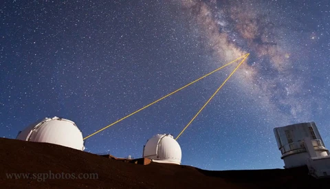 Space Out With This Timelapse Video Of Telescopes Shooting Lasers Into Space 
