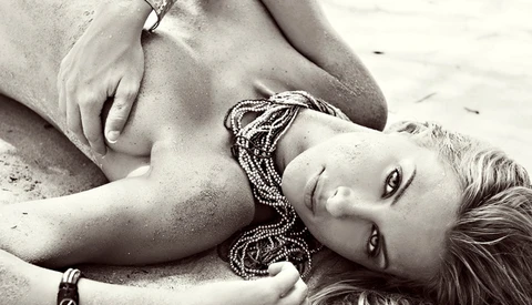 Learn Fashion Photography From Dixie Dixon