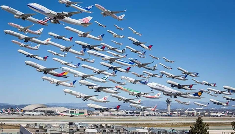 How I Photographed 'Wake Turbulence:' Eight Hours Of Airplane Takeoffs In One Shot