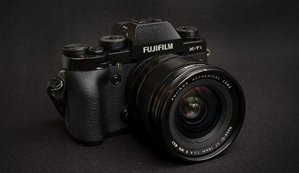 その他 FUJI FILM XF16F1.4 R WR Amazon.com : Fujifilm Fujinon Lens XF 16mm F1.4 R WR, Black