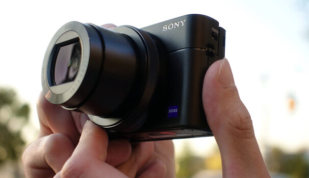 sony-rx100-v-compact-camera-