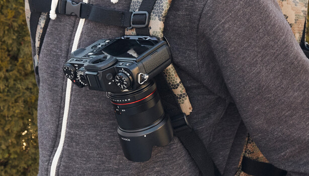 Fstoppers Reviews the Peak Design Capture Camera Clip v3, a New