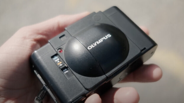 【動作確認済】 Olympus XA2 F1212-22-43p p OLYMPUS XA2 D.ZUIKO 35mm f3.5 A11 Electronic Flash Compact Film