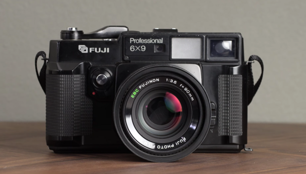 Fuji Camera - GW690III the Medium Format 90mm GW690 Professional