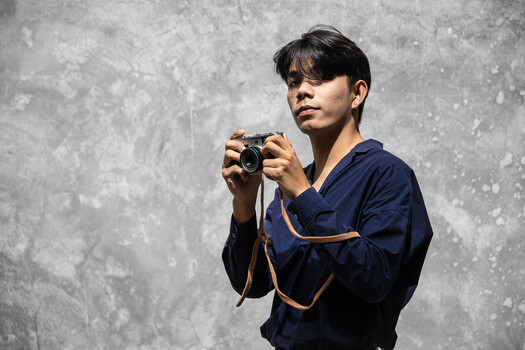 Photography's Turning Point Amidst AI and Industry Shifts