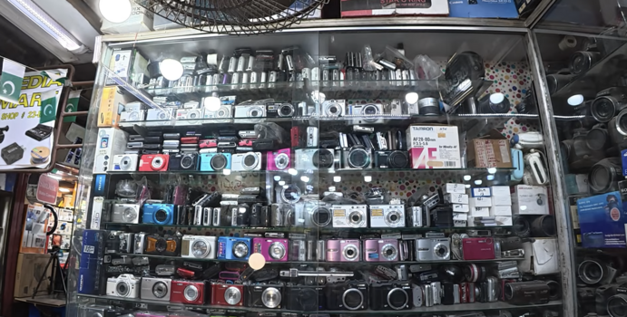 Karachi Camera Market Offers Vintage Deals and Repair Services