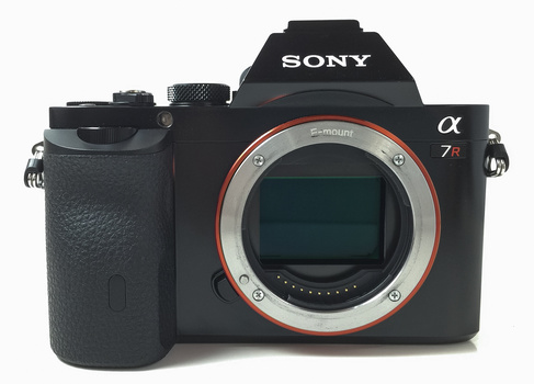 Sony a7R with stock E-mount