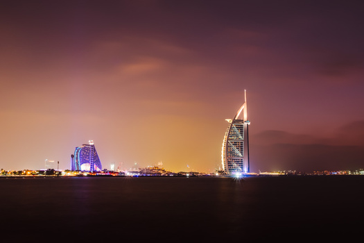 Fujifilm X-T2 with Fujifilm 23mm F2 WR (15 seconds, F9, ISO 200) Burj al Arab in Dubai