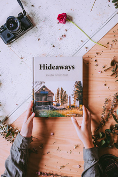 Hideaways Book Cover NZ Hideaways Book
