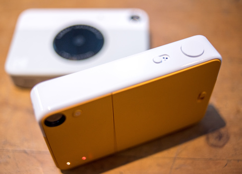 Fstoppers Reviews And Compares Kodak S Printomatic With Other Instant Cameras Fstoppers