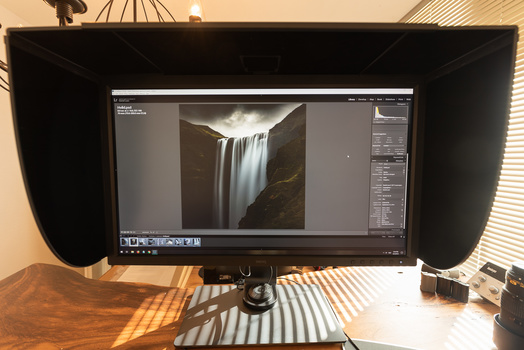 BenQ SW320 shade hood