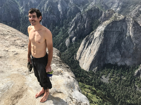 rock_climber_alex_honnold_stands_atop_el_capitan_free_solo