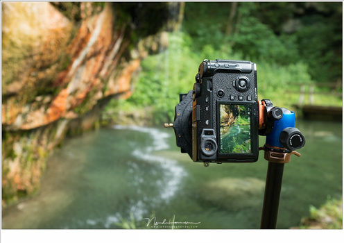 When using a crop camera like this Fujifilm X-Pro 2 you need a 10mm focal length if you wish the same viewing angle as a 15mm on a full frame. Due to that shorter focal length you will have a larger depth of field when aperture and distance to the subject