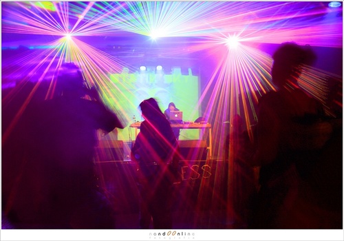 DJ Static Sky used a lot of lasers in 2014 and I tried some experiments with longer exposures, unaware of the risks involved (EOS 5D mark III + EF35L | ISO400 | f/5.6 | 0,6sec)