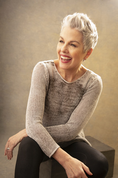 Alice Prenat, photographer, photography, woman, color clothing, older, hair, necklace, soft, lighting