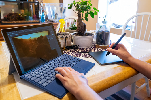 Fstoppers Reviews The Affordable Huion Hs64 Drawing Tablet Fstoppers
