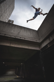 Tamron 17-28mm f/2.8 - parkour training event Tamron 17-28mm f/2.8 - parkour training event