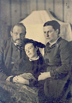 post mortem family portrait
