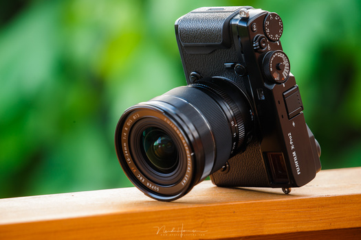 What I like about the X-Pro 2 is the ability to switch between an optical viewfinder and an electronic viewfinder. I would love to have that in my camera.