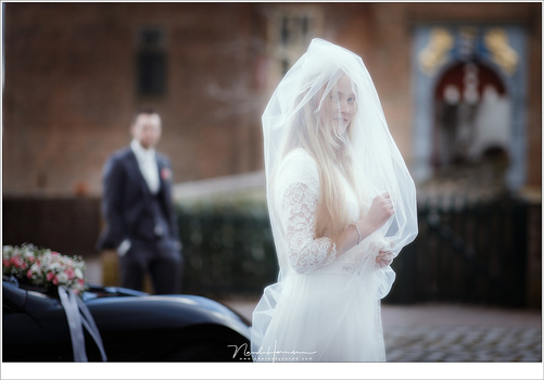 I think a small depth of field can do wonders, if used in the proper way. But there are also situations where you really want to stop down the aperture. Too much blur can ruin your photo, no matter how nice the bokeh. (EOS 1Dx + EF 85mm f/1,4 @ f/1,4 | IS