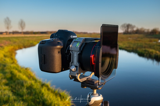 The Rogeti TSE adapter in real life, with a TS-E 24mm f/3,5L II and a set of Haida filters. I used the Rogeti for a landscape panorama.