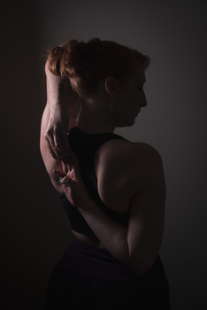 Example of lighting technique Example of lighting technique with hands