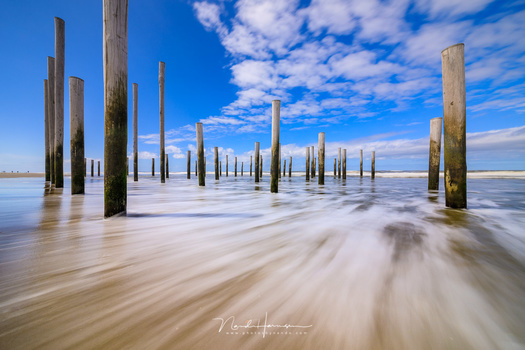 I used a regular Haida Red Diamond ND1000 filter for this, but to play around with the exposure time to have the exact amount of movement, a variable ND filter would have been perfect. (Canon EOS 5D4 + Laowa 12mm - ISO400 - f/11 - 1,3 seconds - ND1000)