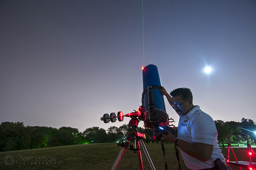 an astronomer performs a polar alignment