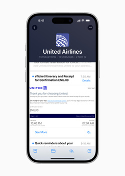 Screenshot of United Airlines mobile app displaying ticket itinerary and receipt information.